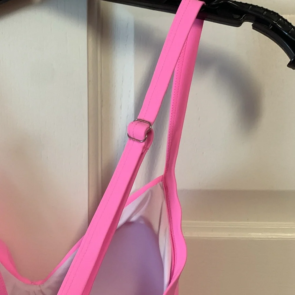 Swimsuit One Piece Colorblock - Picture 4 of 8